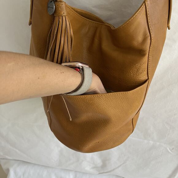 Lucky Brand Mak Shoulder leather bag, Safron color, Magnetic snap closure, NWT. - Picture 7 of 13